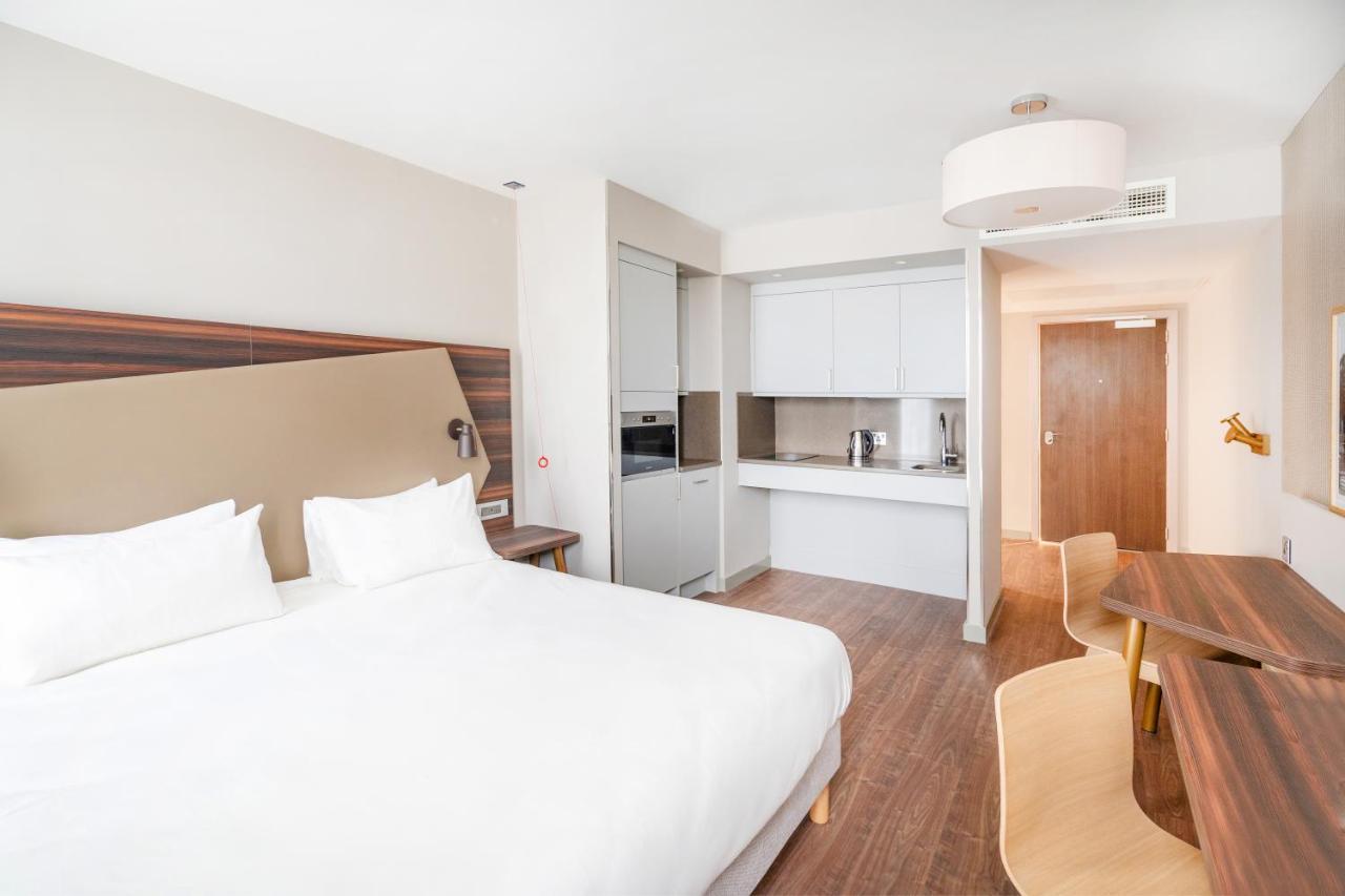 Adagio Leicester